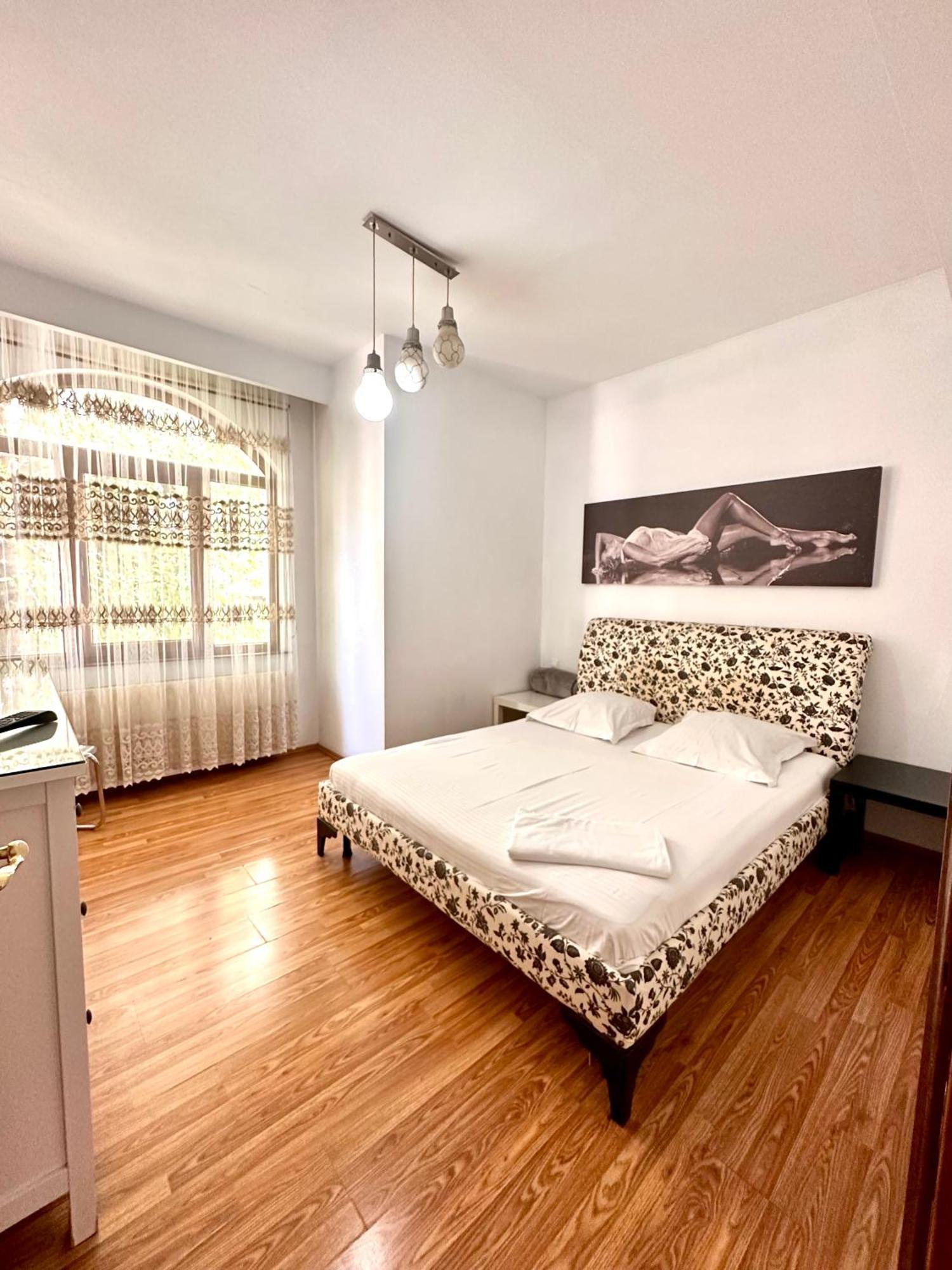 Budapest Residence บูคาเรสต์ ภายนอก รูปภาพ